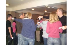 teamshapes_645833797